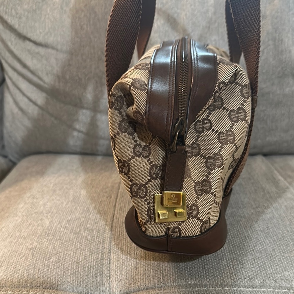 Gucci bag - Picture 9 of 17